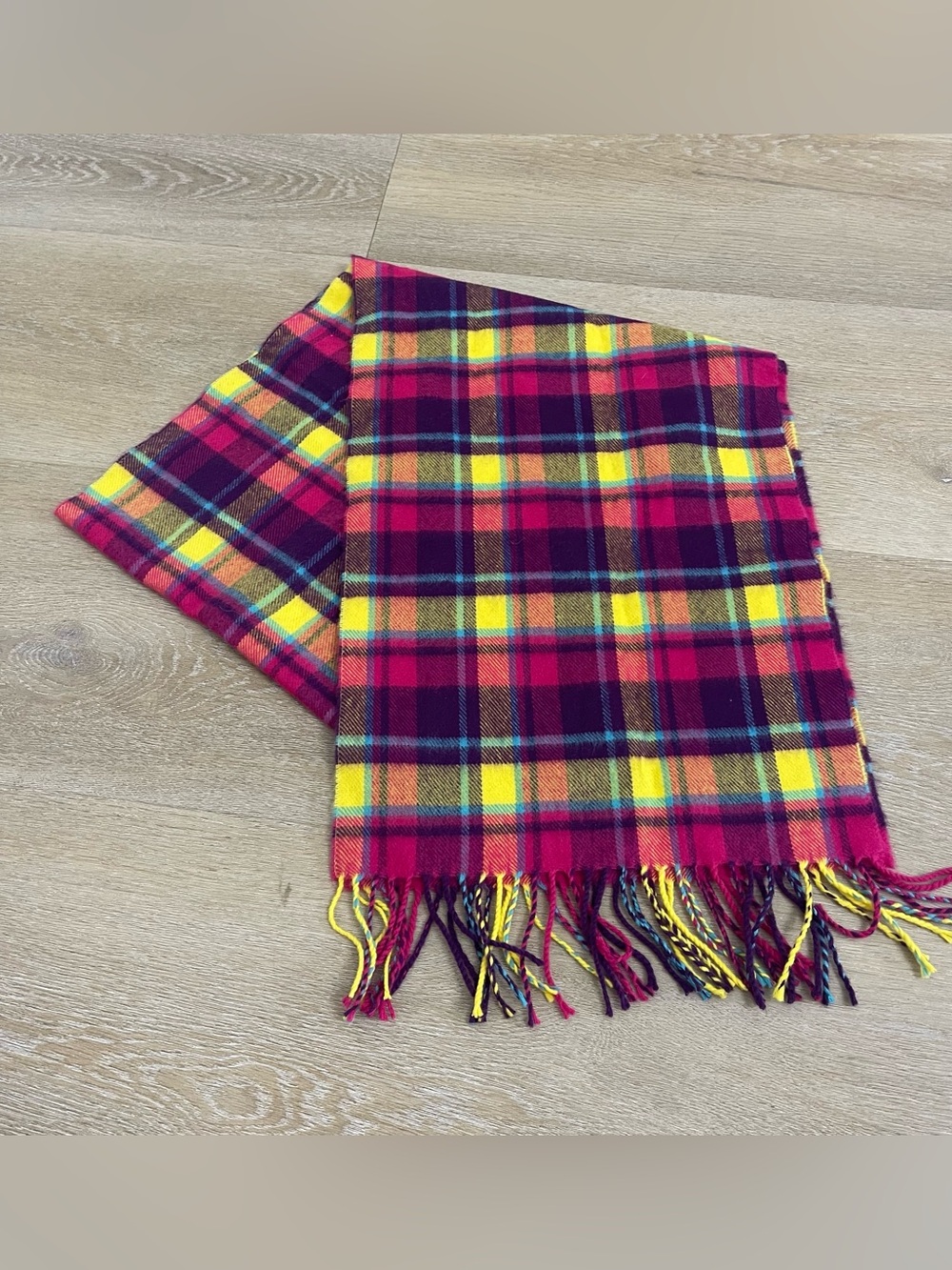 100% cashmere scarf